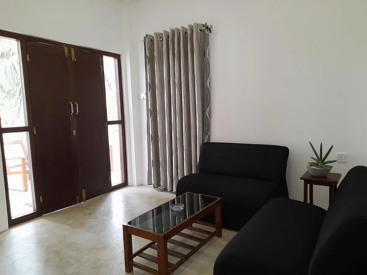 Gloria Inn Negombo